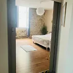 Les D'ursule Pensión 3*
