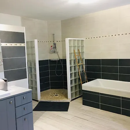 Les D'ursule 3* Tartas