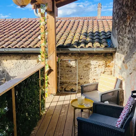 Les D'ursule Vendégház Tartas