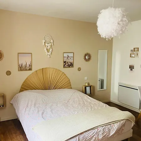 Les D'ursule Penzion