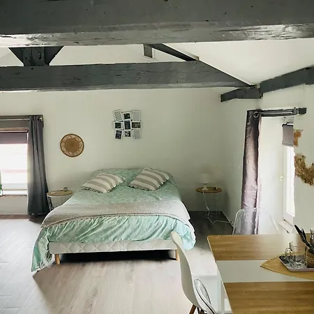 Les D'ursule Vendégház Tartas